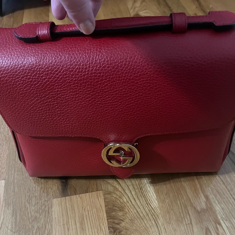 Gucci Interlocking GG bag